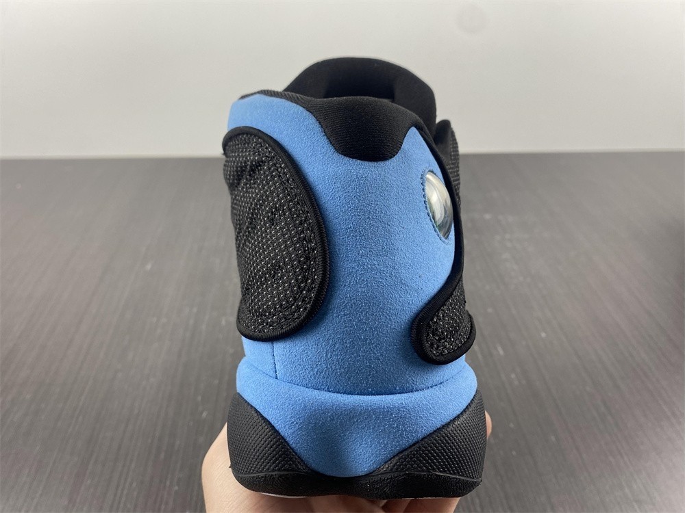 Air Jordan 13 Retro “UNC” DJ5982-041