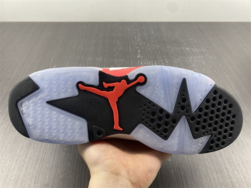 Air Jordan 6 Retro