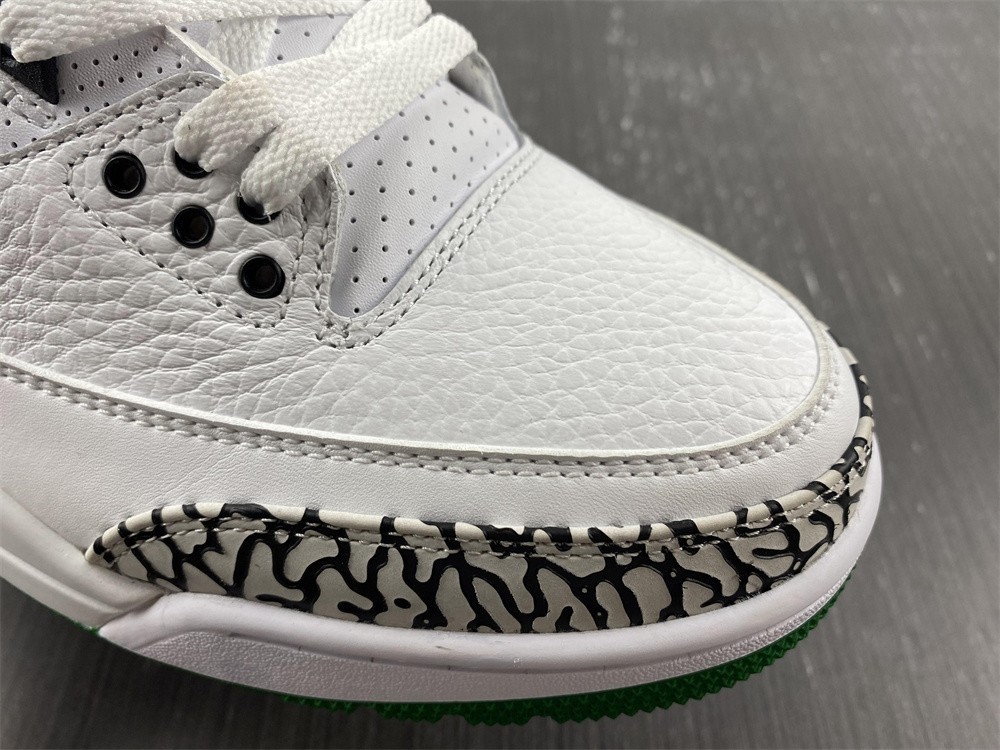 Air Jordan 3 Retro Oregon Ducks Pit Crew 594282-233