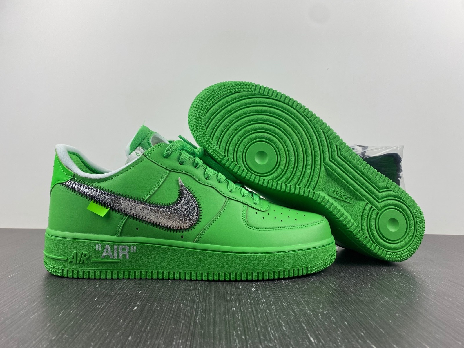 Off-White x Nike Air Force 1 Low Green DX1419-300