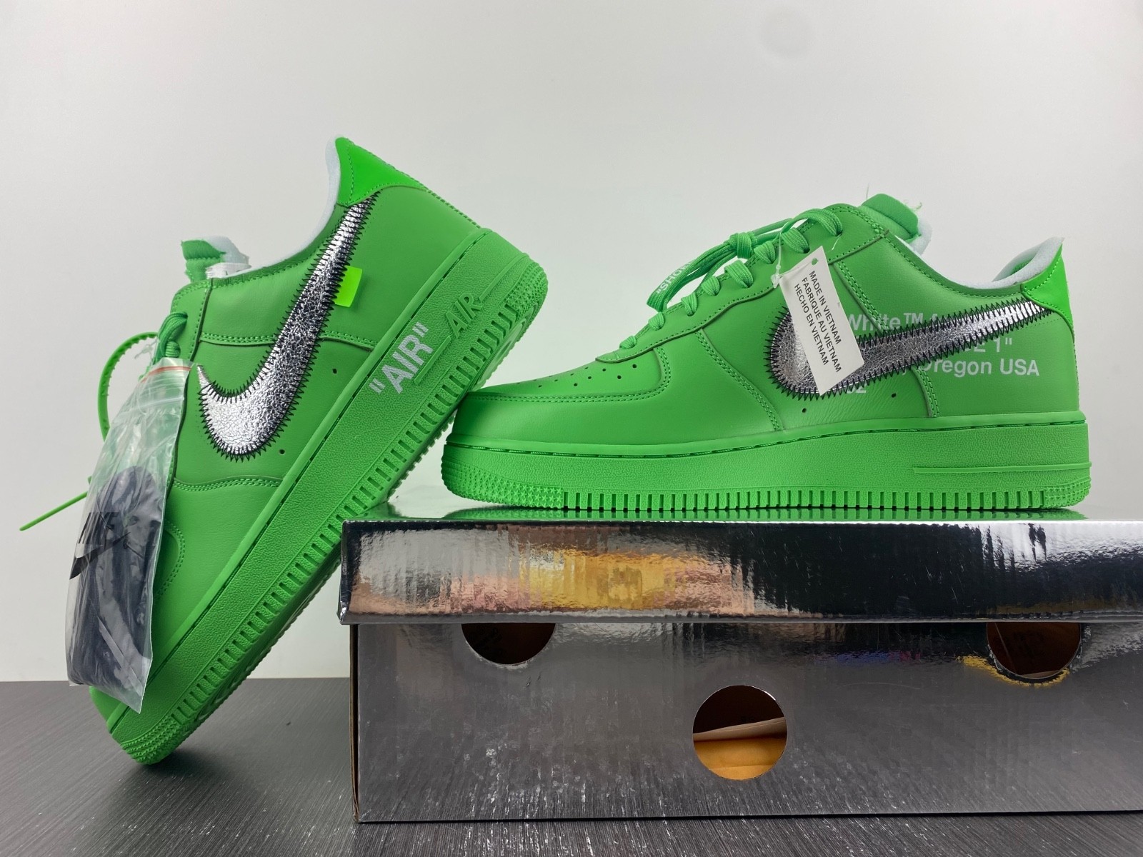 Off-White x Nike Air Force 1 Low Green DX1419-300