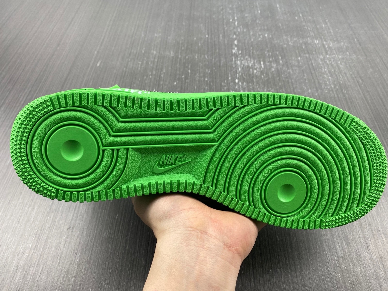 Off-White x Nike Air Force 1 Low Green DX1419-300