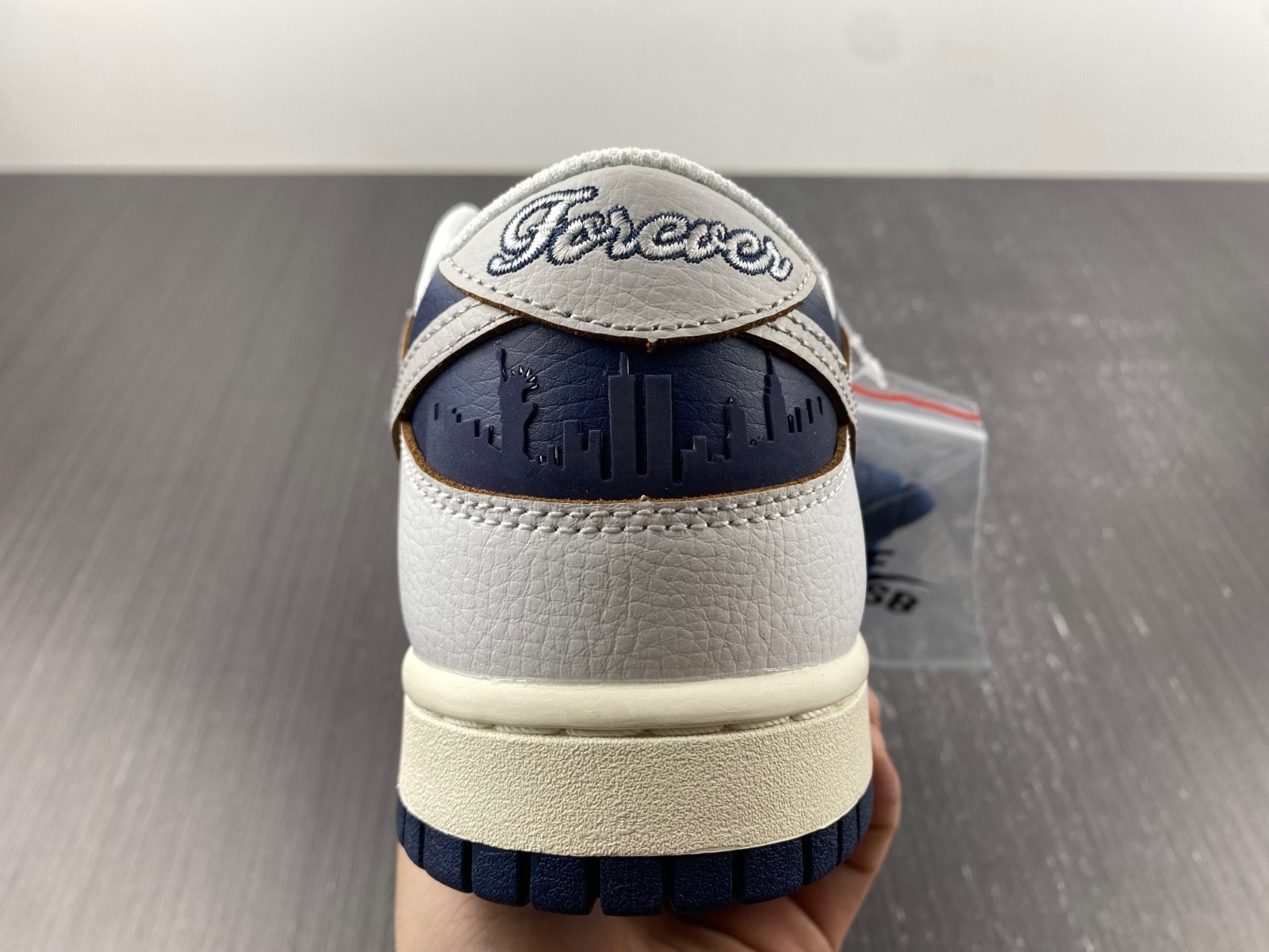 Nike SB Dunk Low HUF New York City - FD8775-100