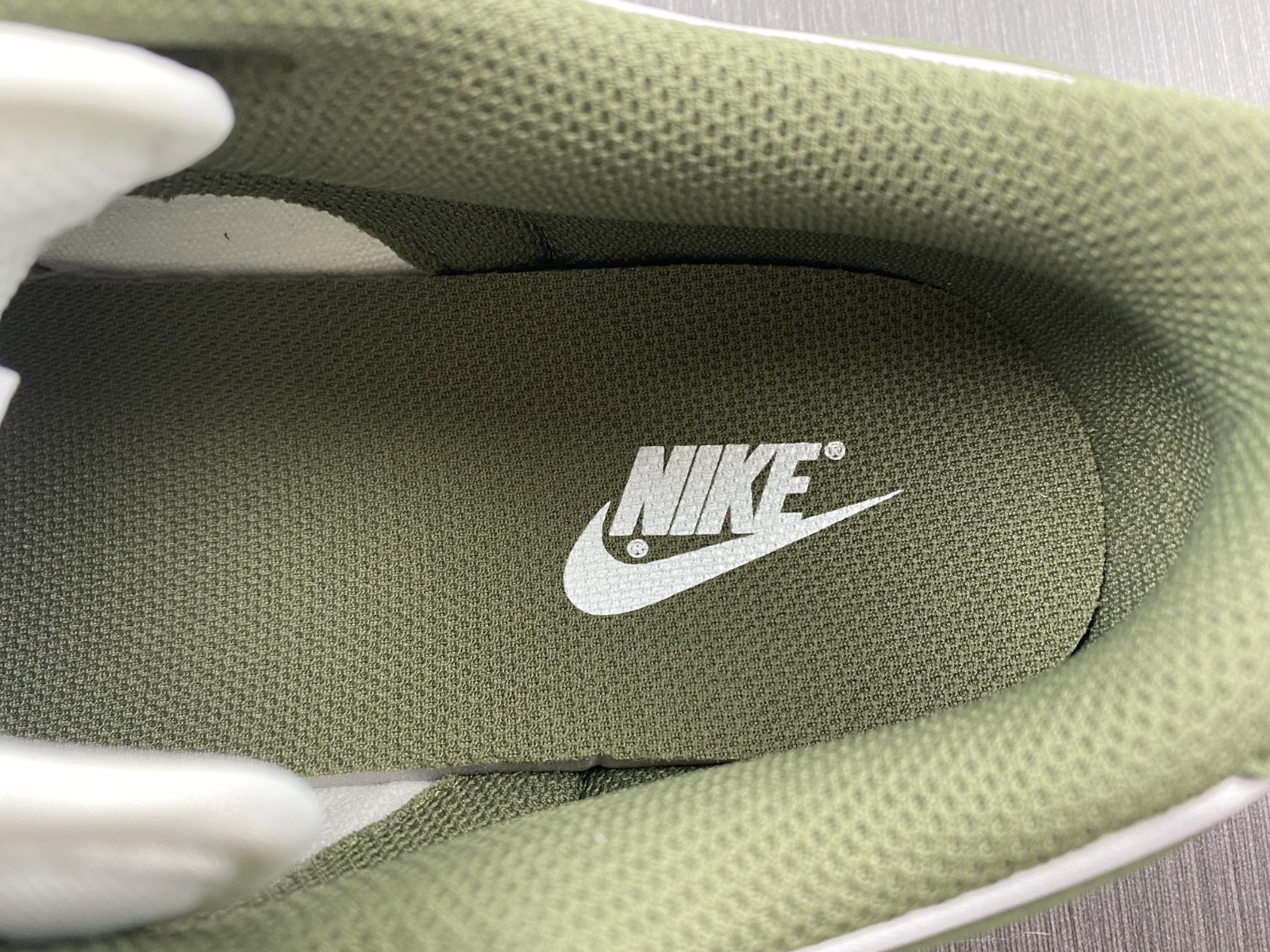 Nike Dunk Low Medium Olive (W) - DD1503-120