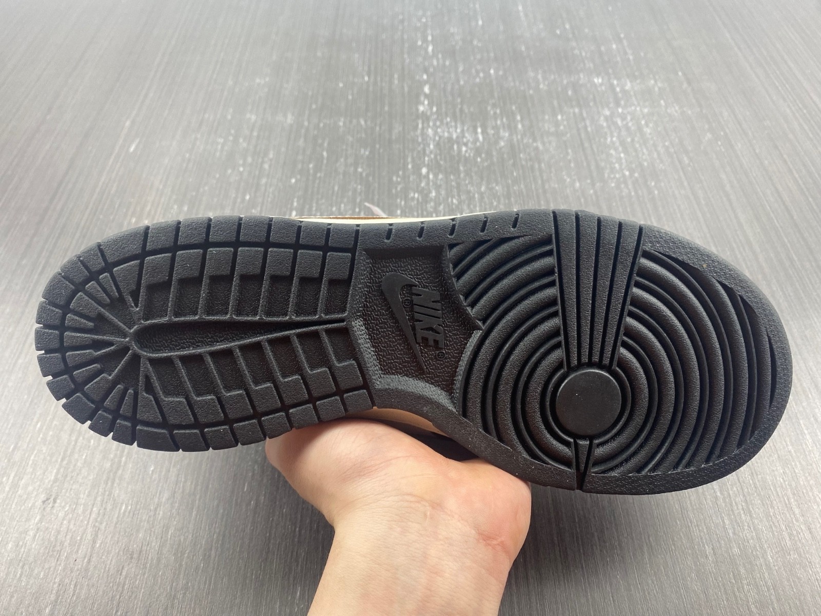 Nike SB Dunk Low HUF San Francisco - FD8775-001