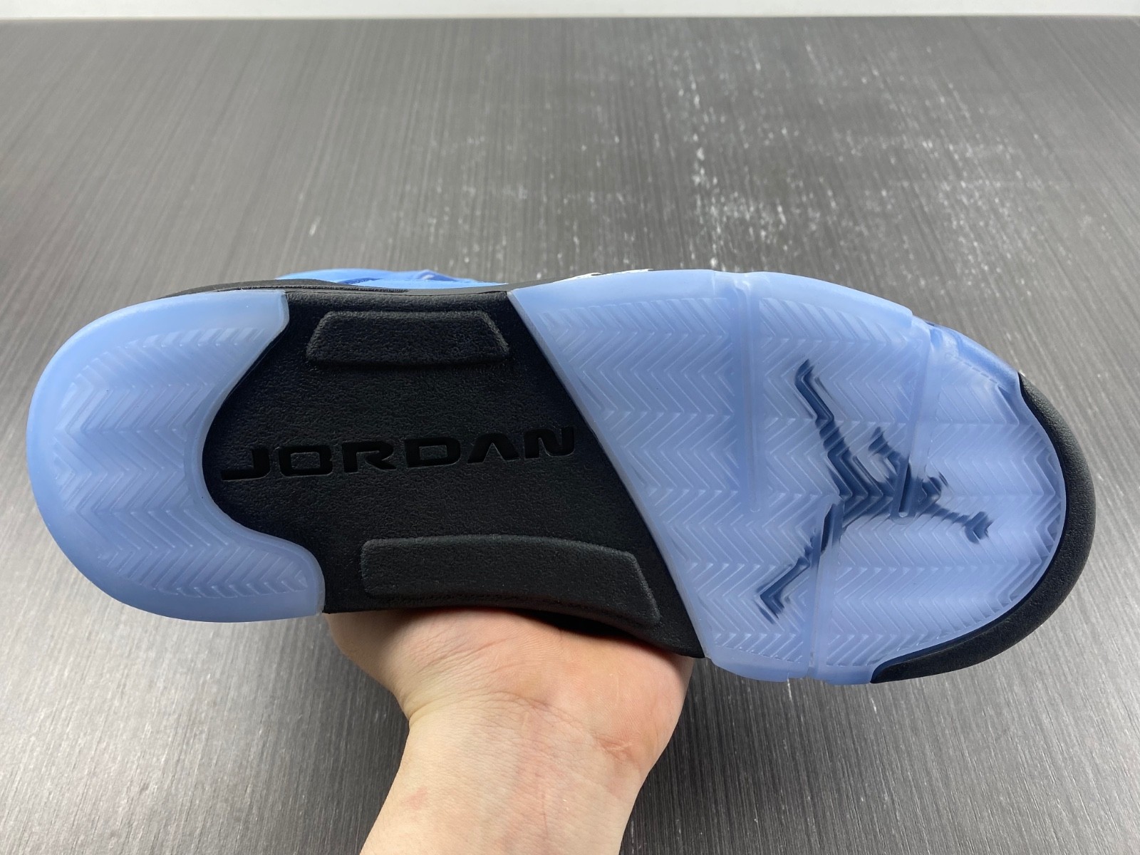 A Closer Look at the Air Jordan 5 “UNC” DV1310-401