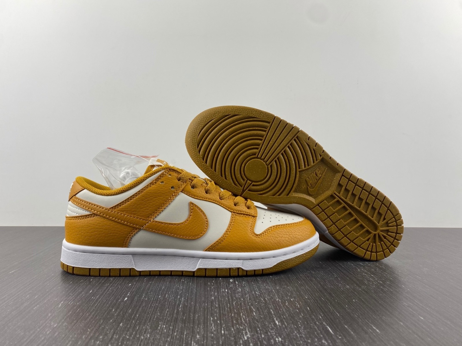Nike Dunk Low Next Nature Phantom (W) DN1431-001