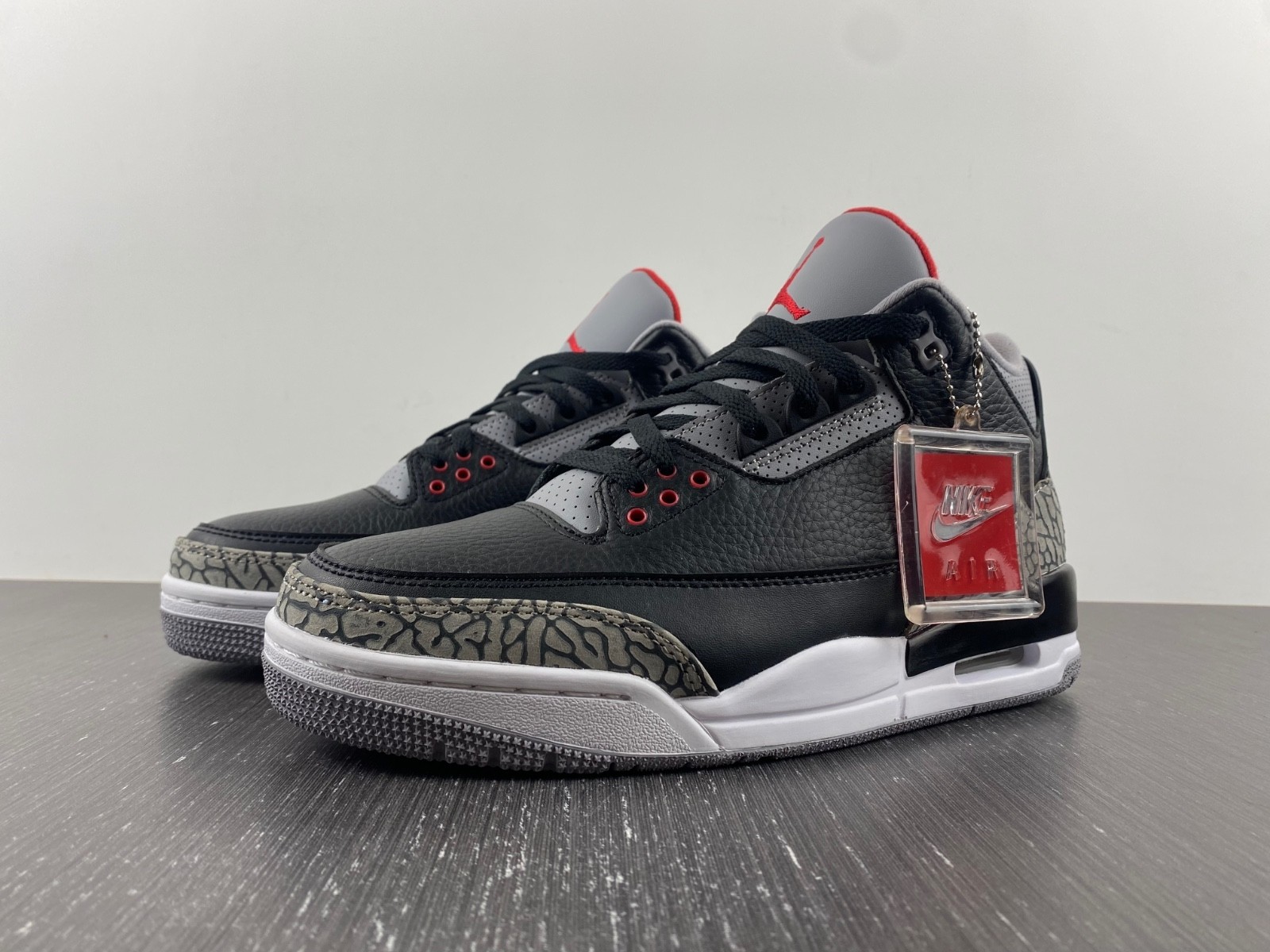 Air Jordan 3 “Black Cement” 854262-001