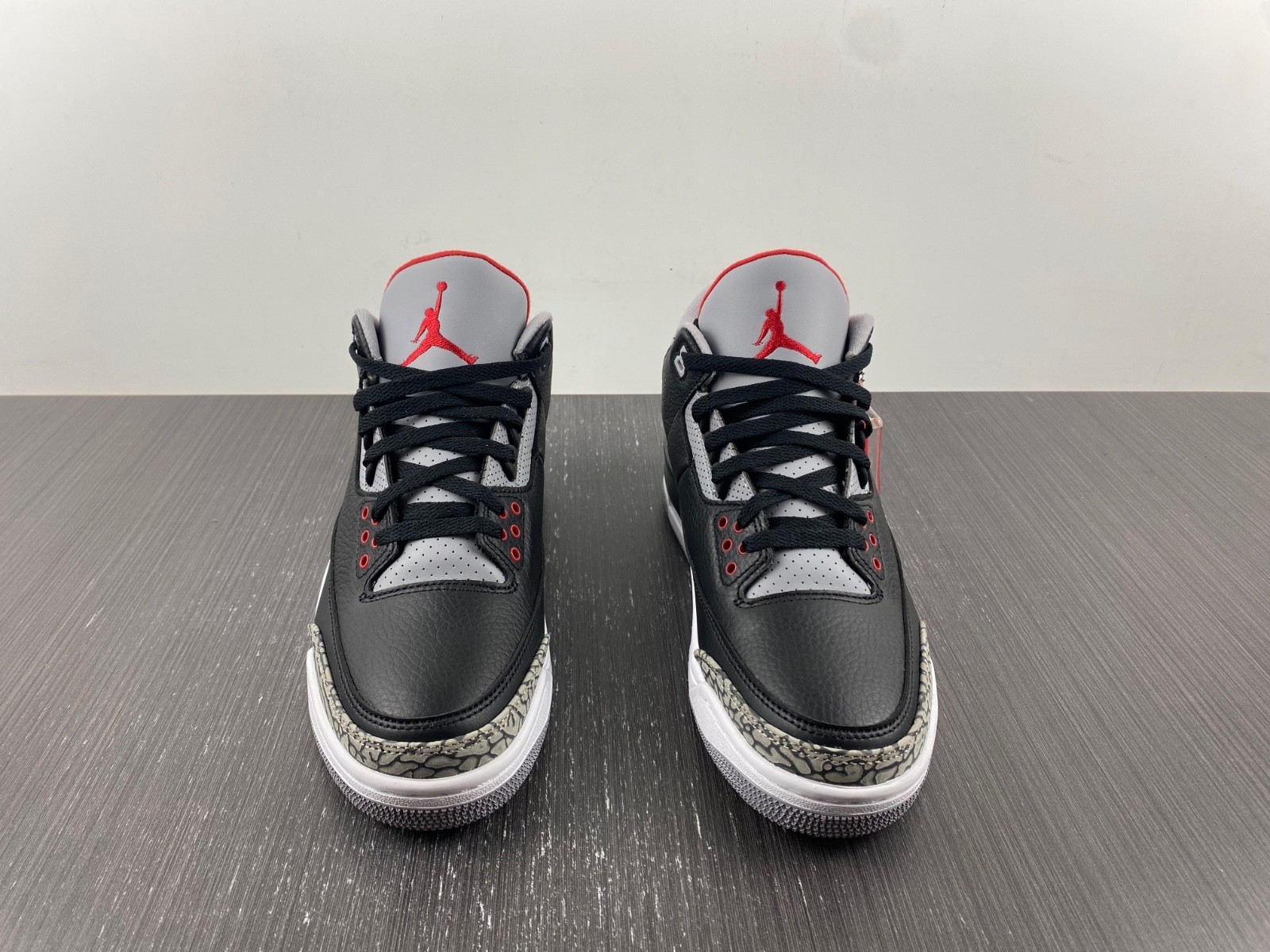 Air Jordan 3 “Black Cement” 854262-001