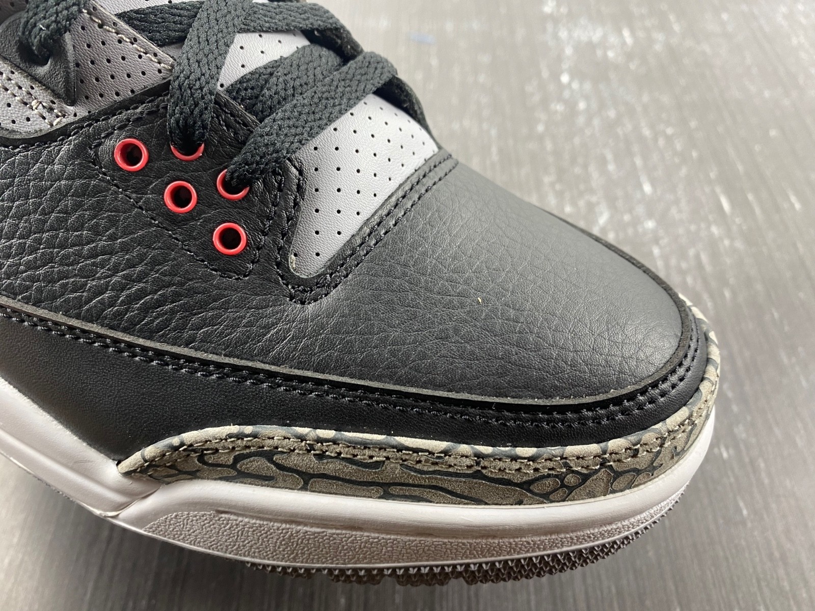 Air Jordan 3 “Black Cement” 854262-001