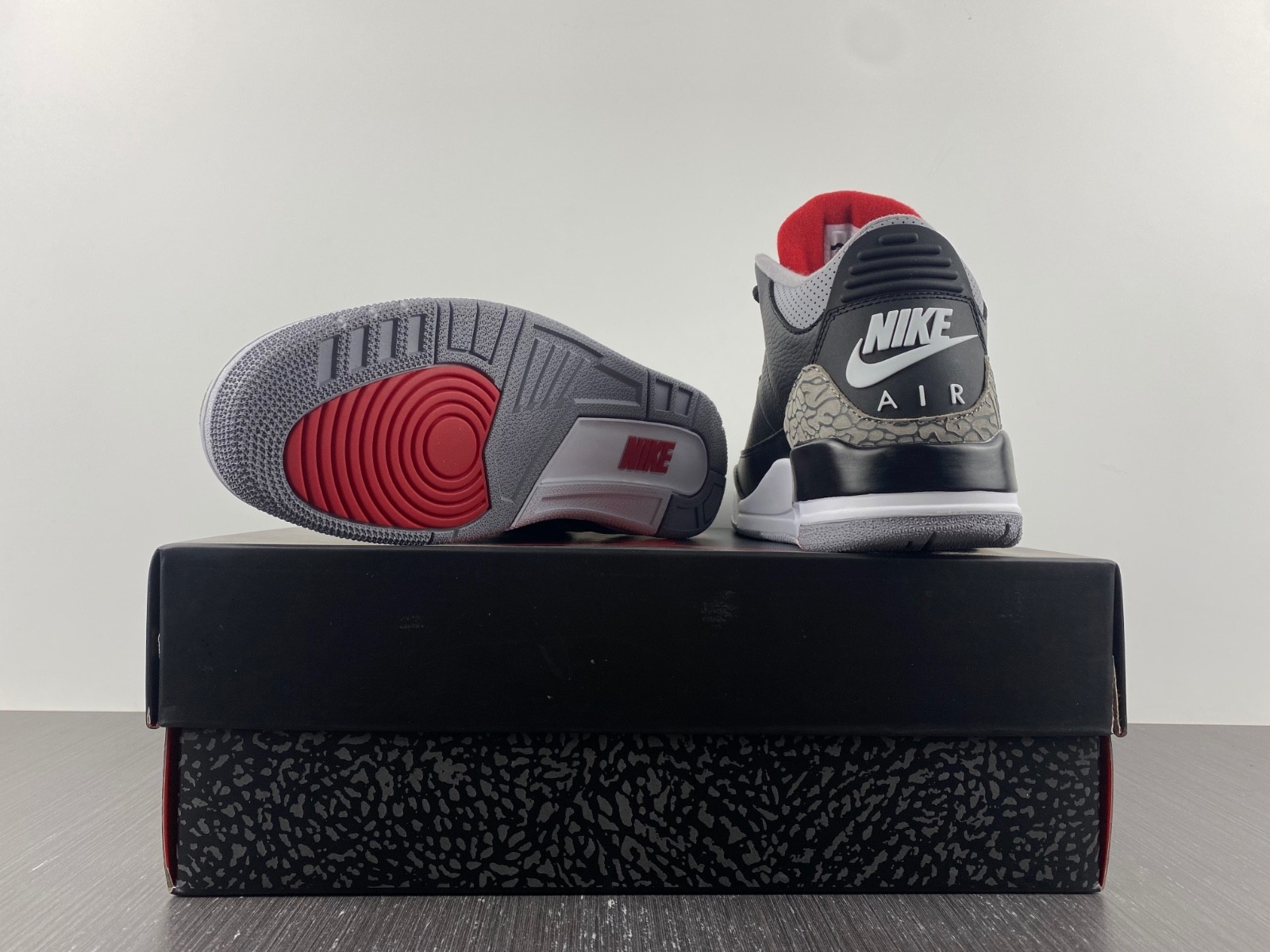 Air Jordan 3 “Black Cement” 854262-001