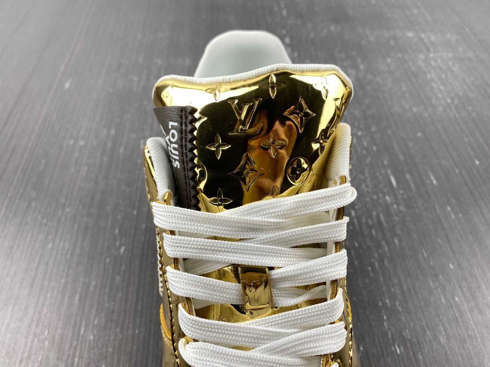 L-V AND NIKE "AIR FORCE 1" BY VIRGIL ABLOH - MET GOLD/MET GOLD - BAROQUE BROWN - BLACK 1A9VGO