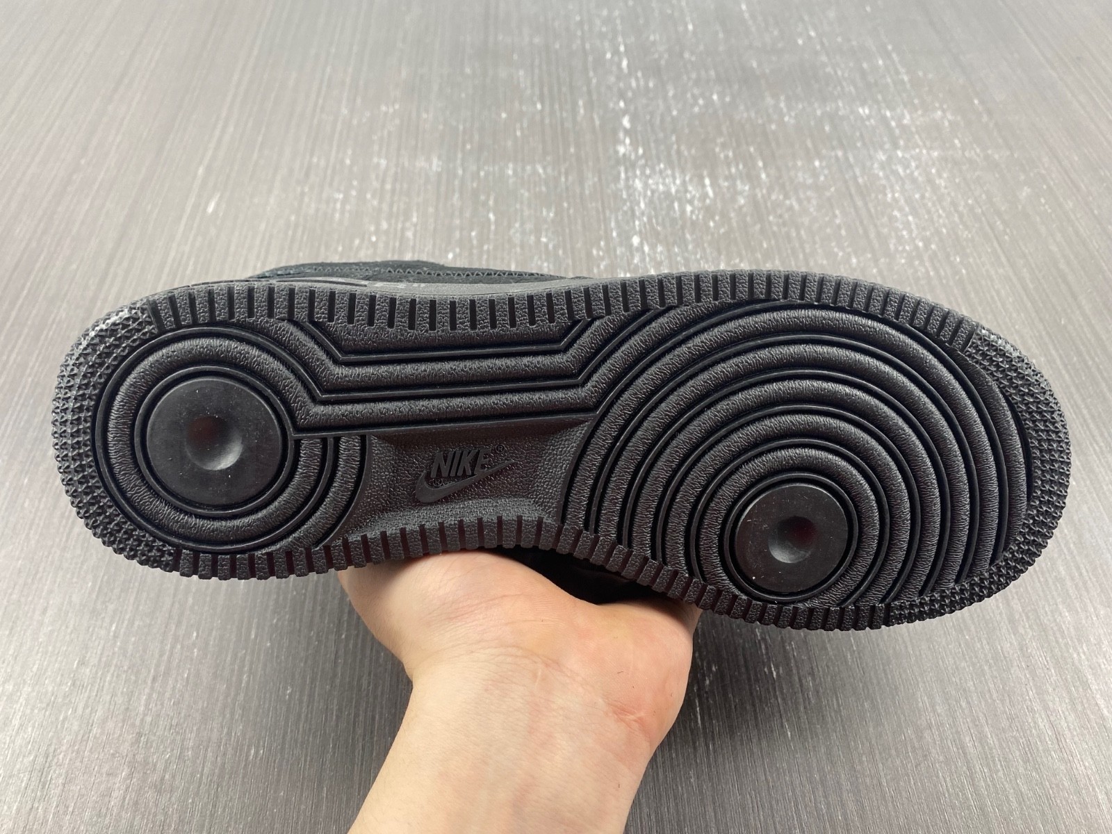 L-V And Nike "Air Force 1" By Virgil Abloh - Black / Black. 1A9VD7