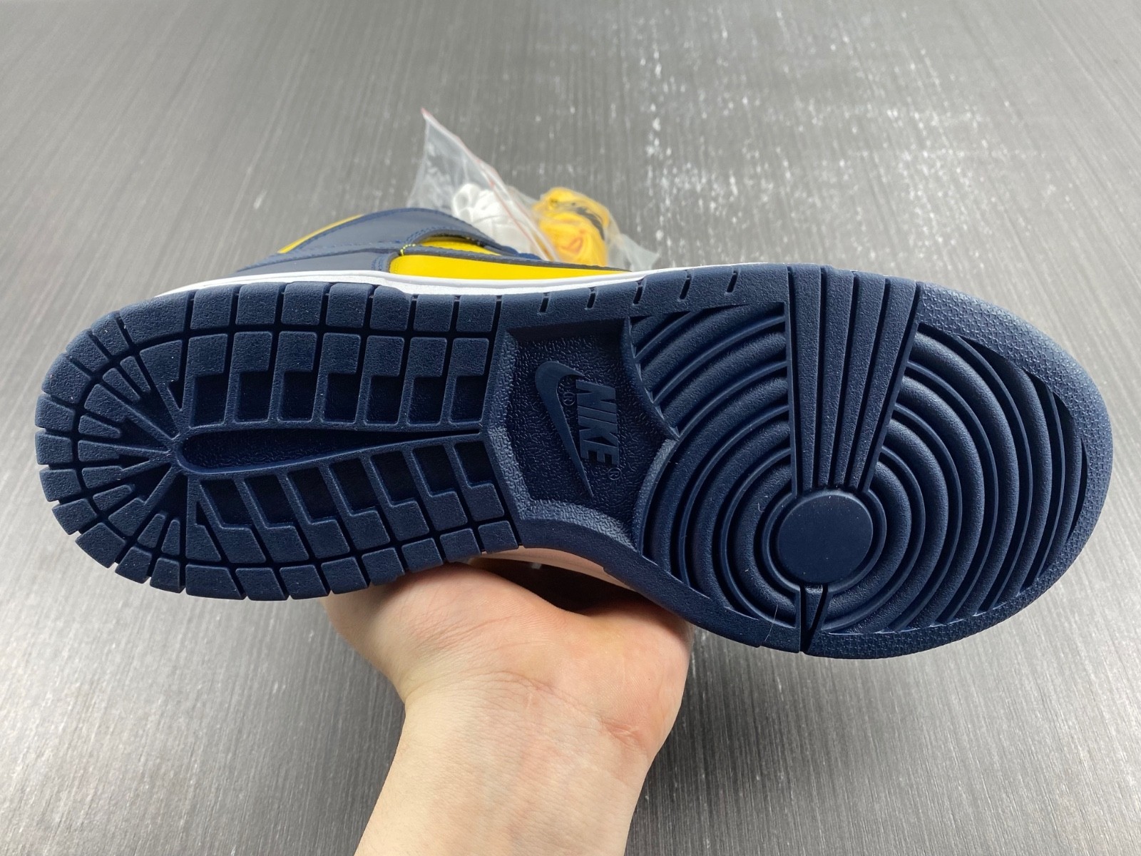 Nike Dunk High Michigan (2020) - CZ8149-700