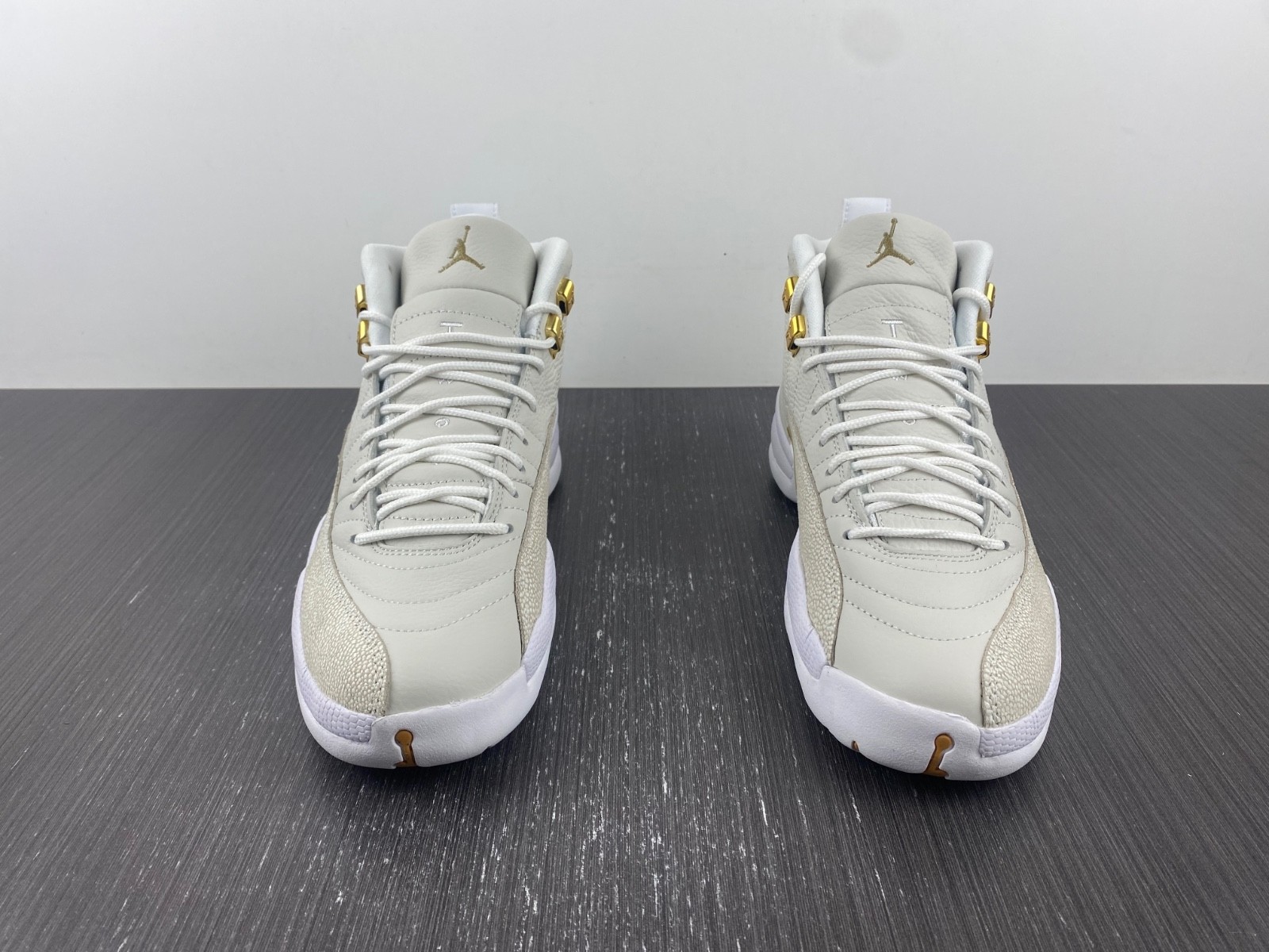Air Jordan 12 Retro OVO White - 873864-102