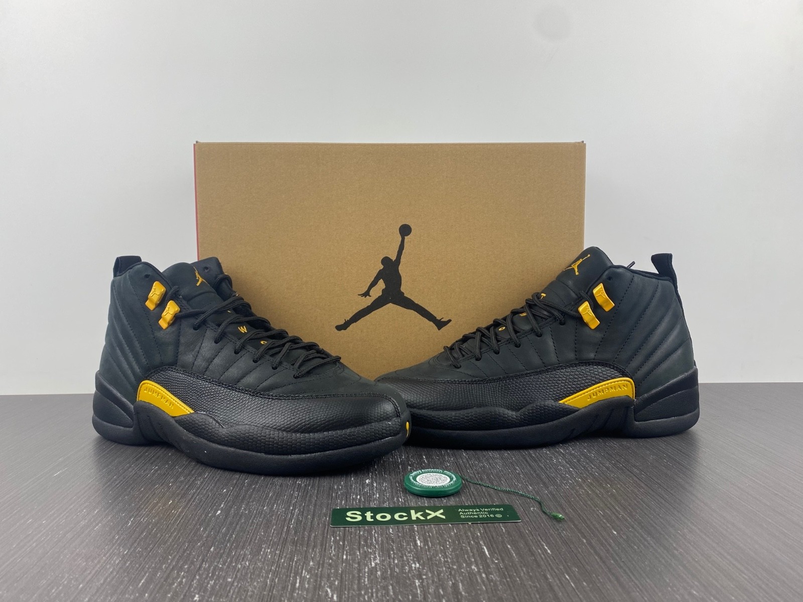 Air Jordan 12 Black Taxi CT8013-071