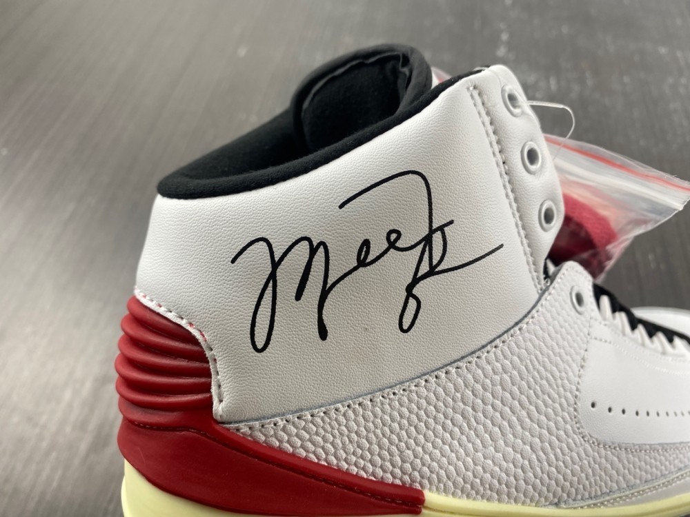 Off-White x Air Jordan 2 Low SP Cream DJ4375-101