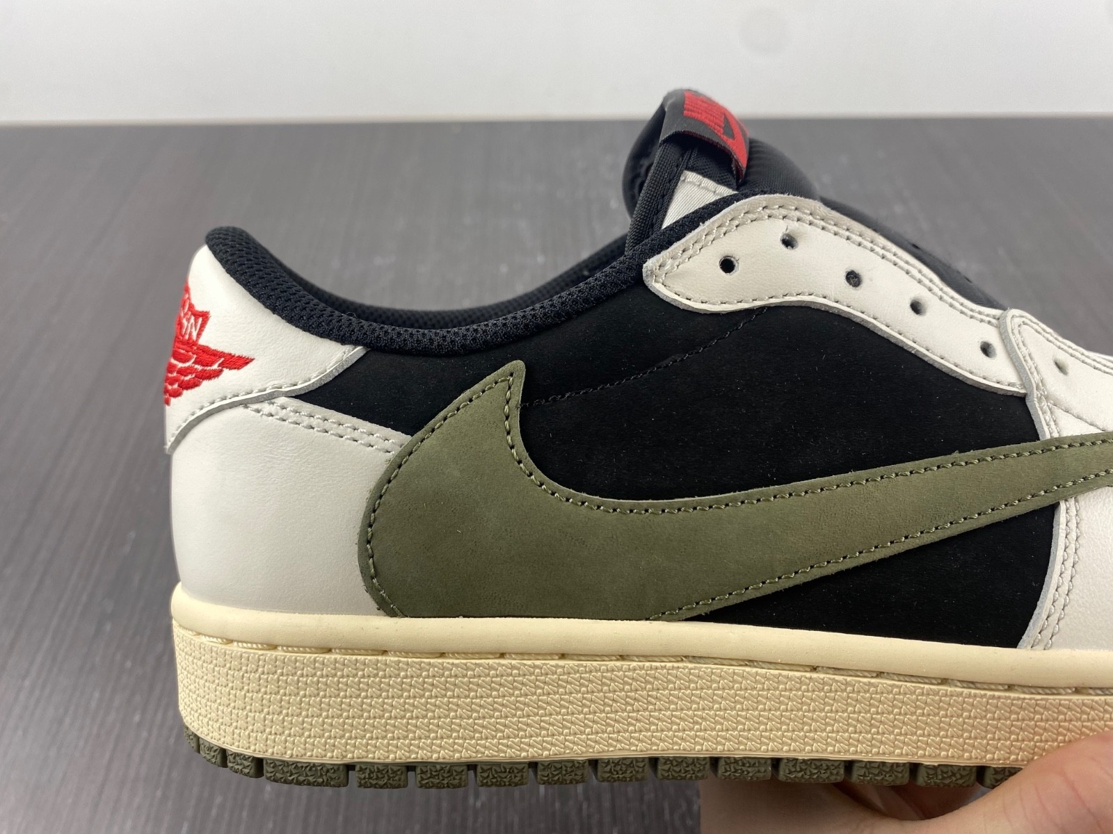 Travis Scott x Air Jordan 1 Low OG Olive DZ4137-106
