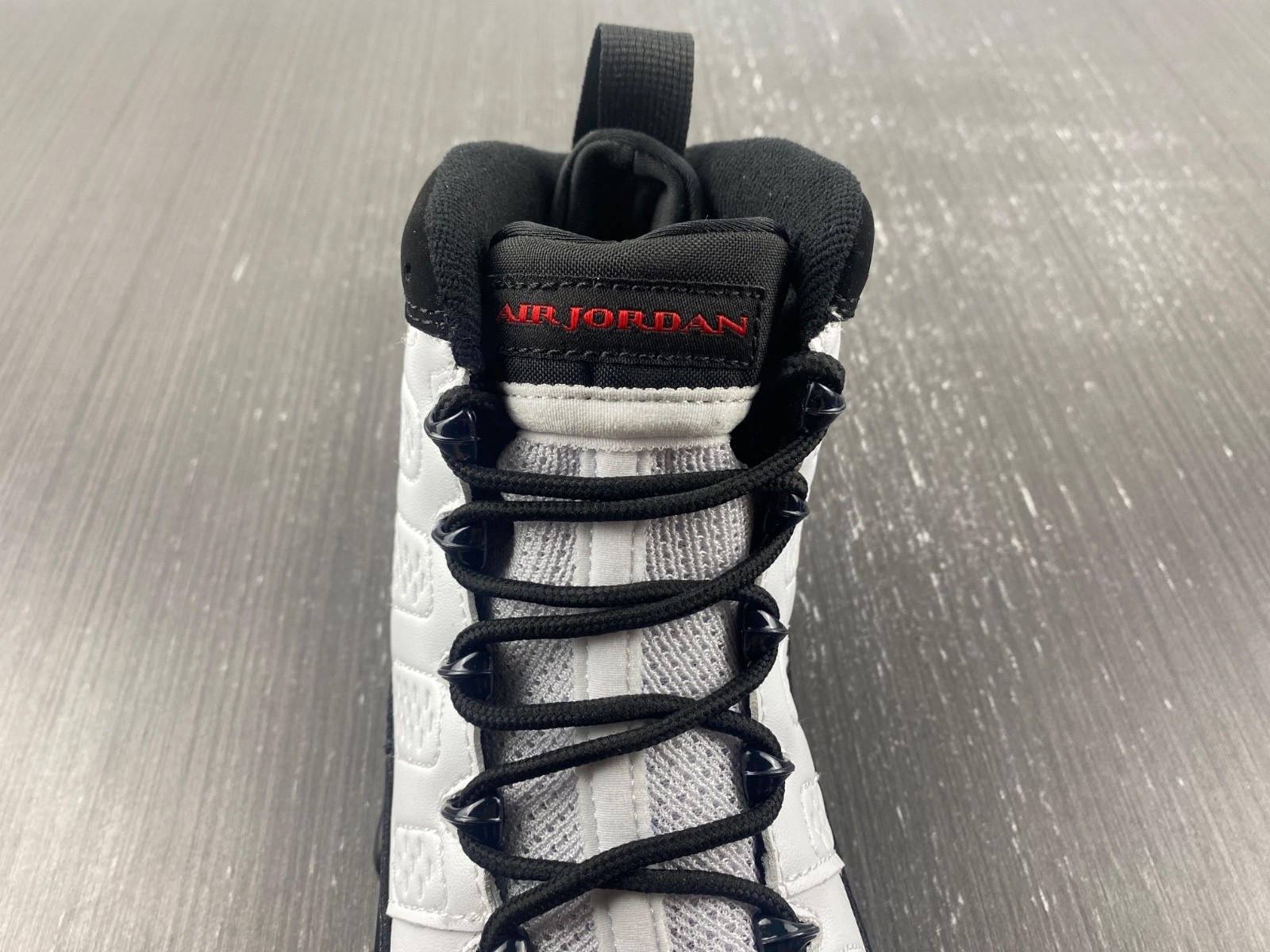 Air Jordan 9 Retro OG