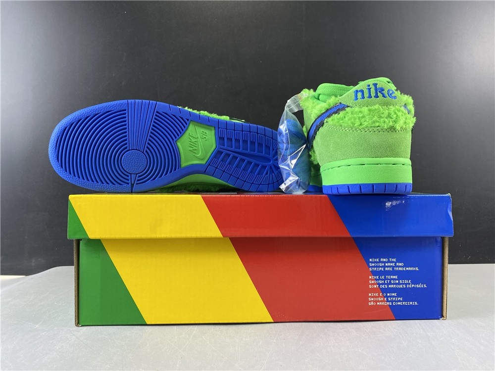 Dead x Nike SB Dunk Low“ Yellow Bear” CJ5378-300