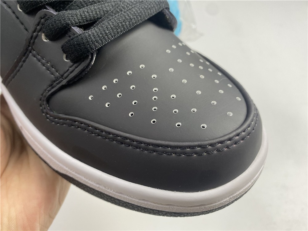 Civilist x Nike SB Dunk Low CZ5123-001