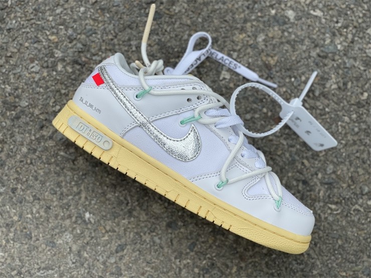 OFF-WHITE x Futura x Nike Dunk Low DM1602-127