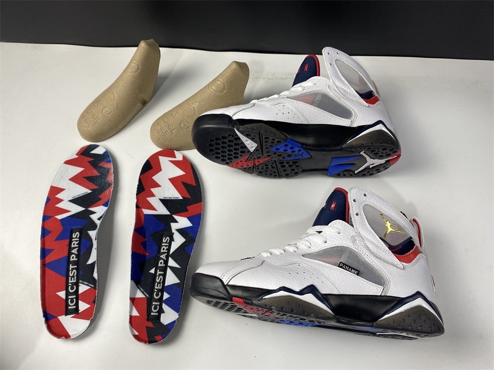 Air Jordan 7