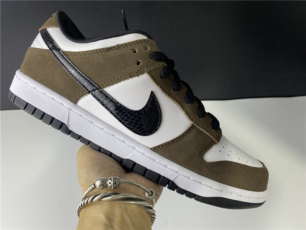 NIKE DUNK LOW PRO SB 304292-102
