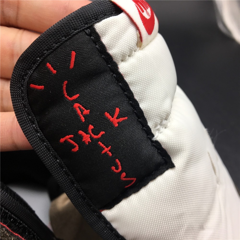 Travis Scott Air Jordan 1 CD4487-100