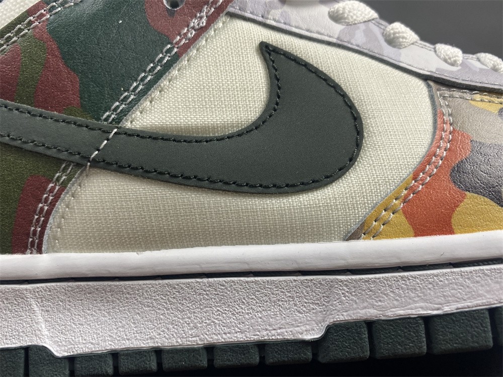Nike Dunk Low SE Sail Multi-Camo - DH0957-100