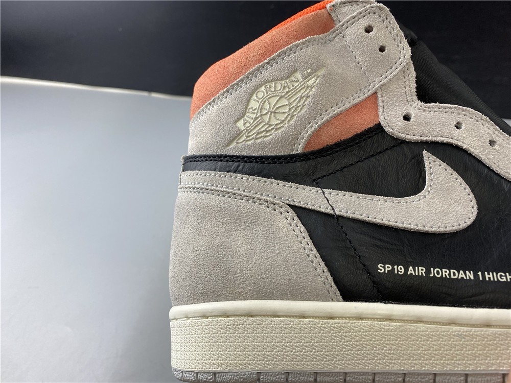 Air Jordan 1 Neutral Grey Hyper Crimson 555088-018