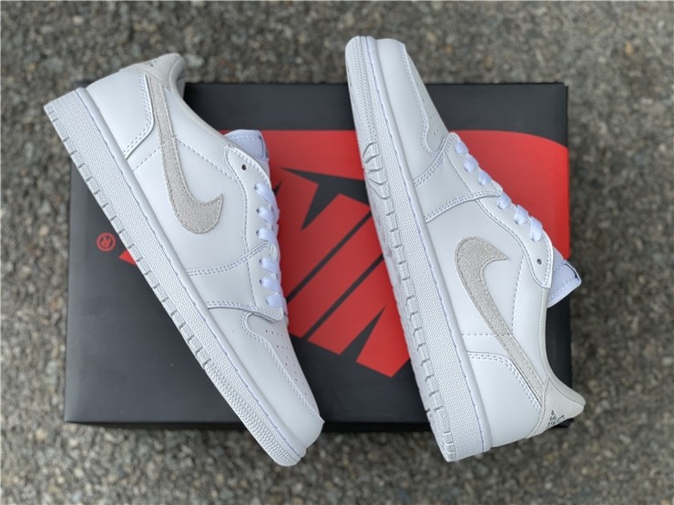 Air Jordan 1 Low OG Neutral Grey CZ0790-100