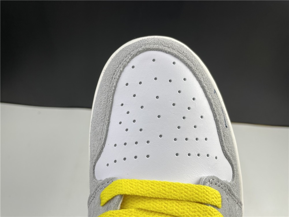Air Jordan 1 High Switch Light Smoke - CW6576-100