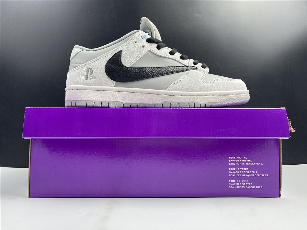 Travis Scott x PlayStation x NK SB Dunk Low BQ6817-101