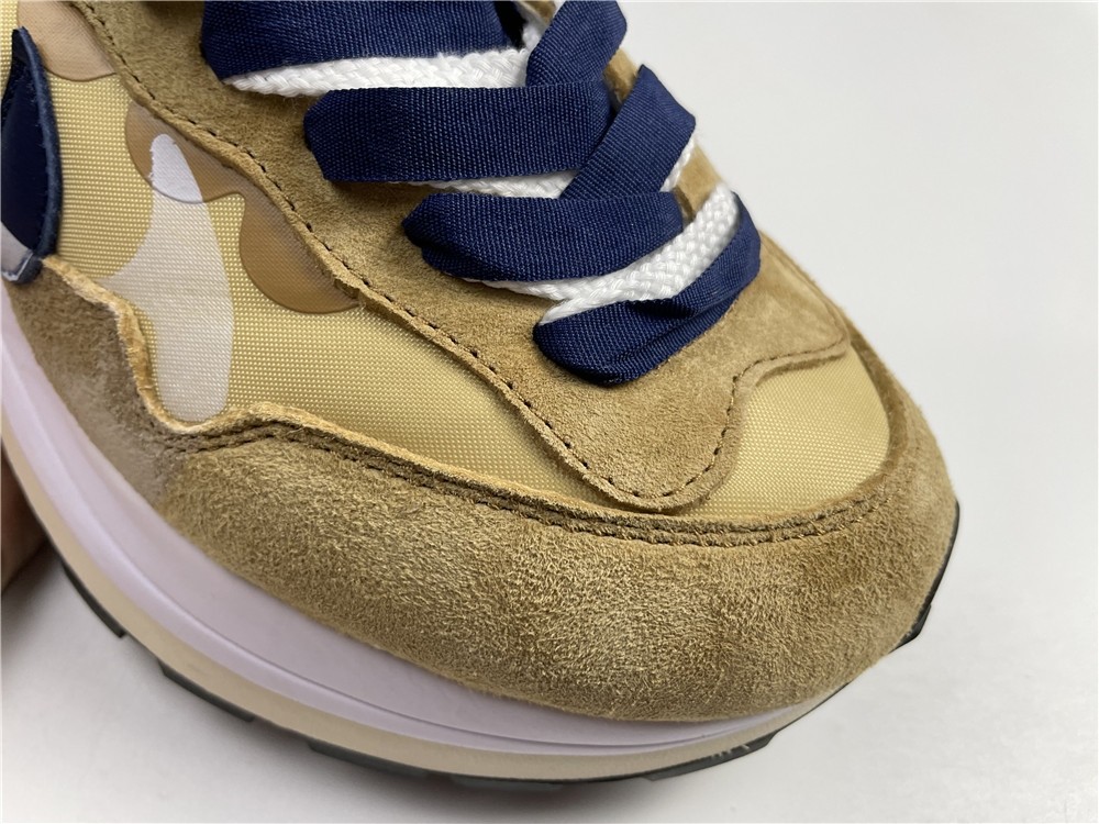 sacai x Nike VaporWaffle 3.0 Z DD1875-200