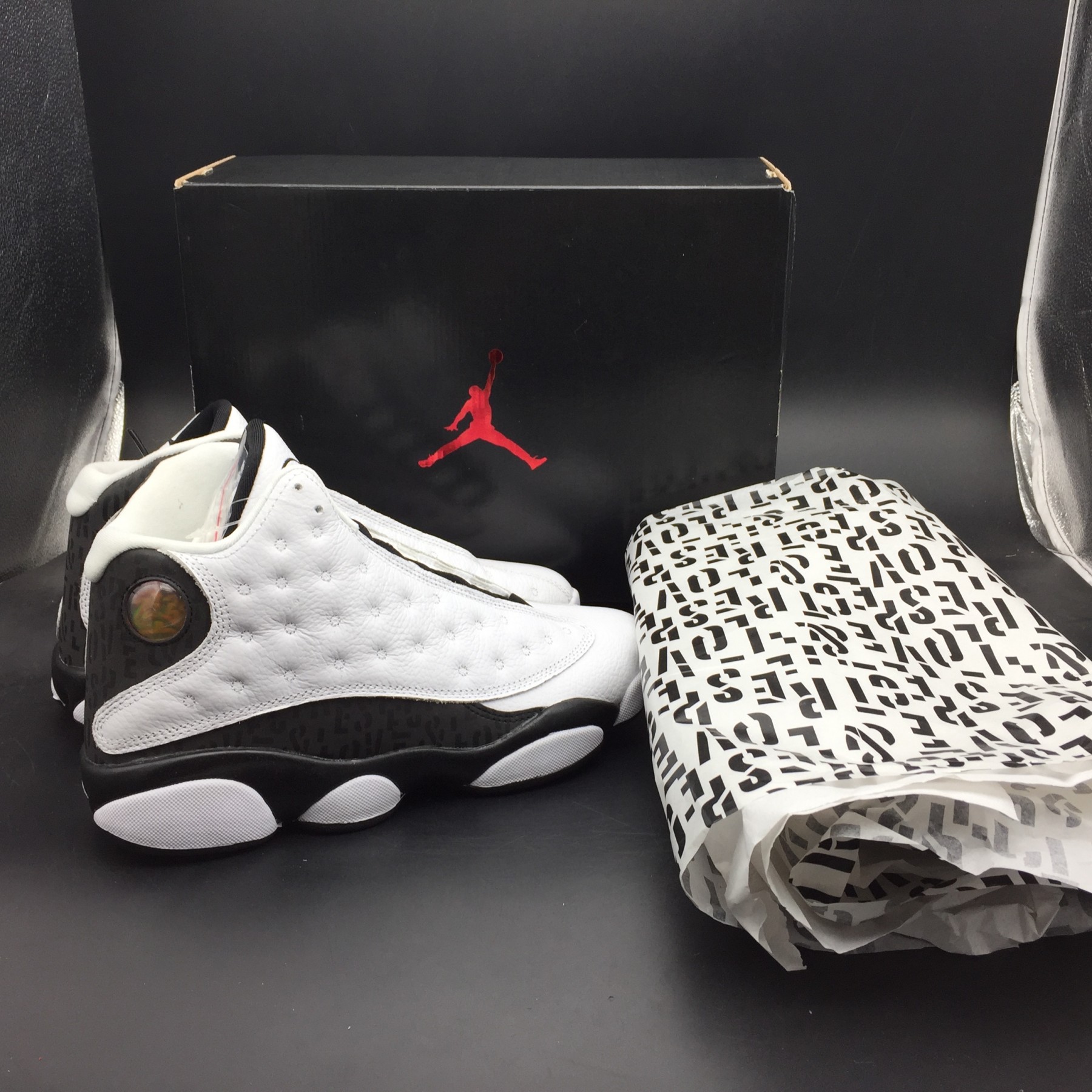AIR JORDAN 13 RETRO SNGL DAY "LOVE AND RESPECT" black/ white mens 888164-112