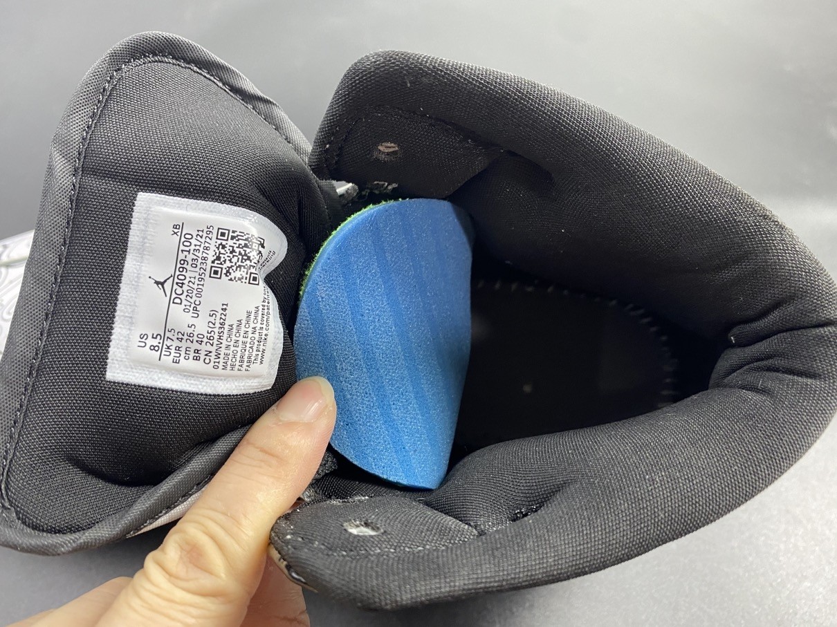 Air Jordan 1 Mid GS DIY DC4099-100
