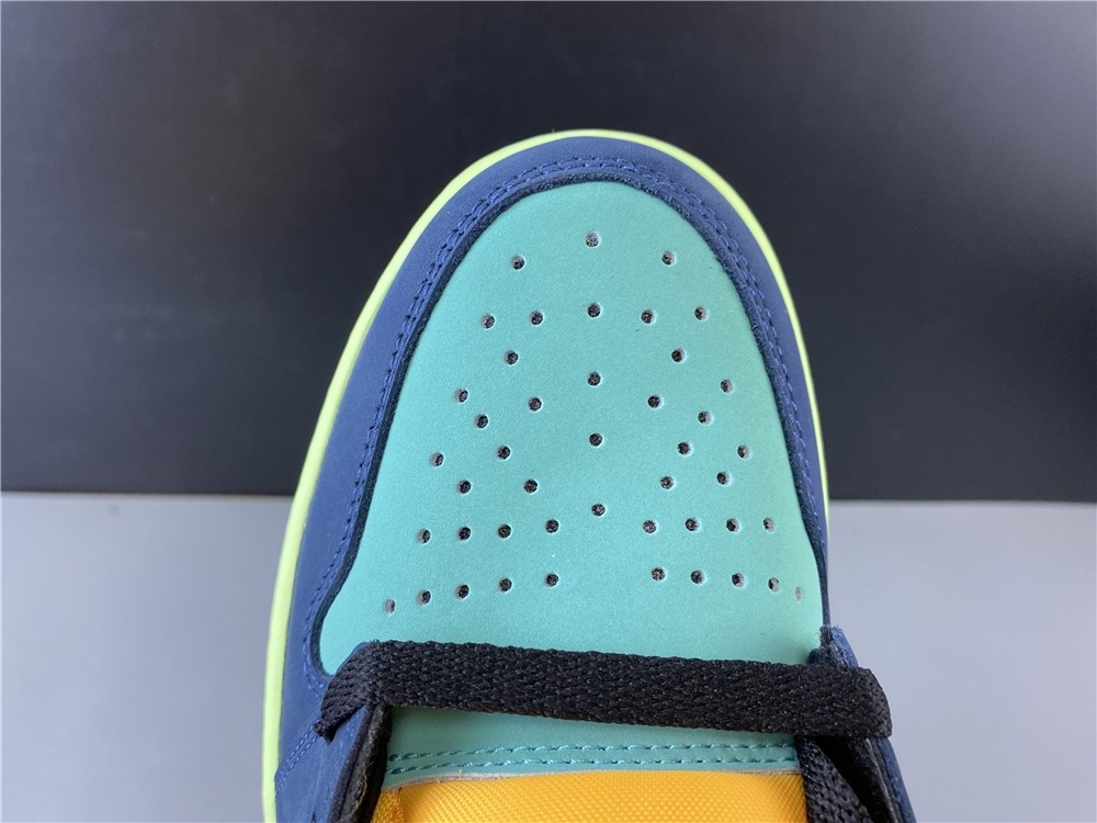 Air Jordan 1 High OG “Bio Hack” 555088-201