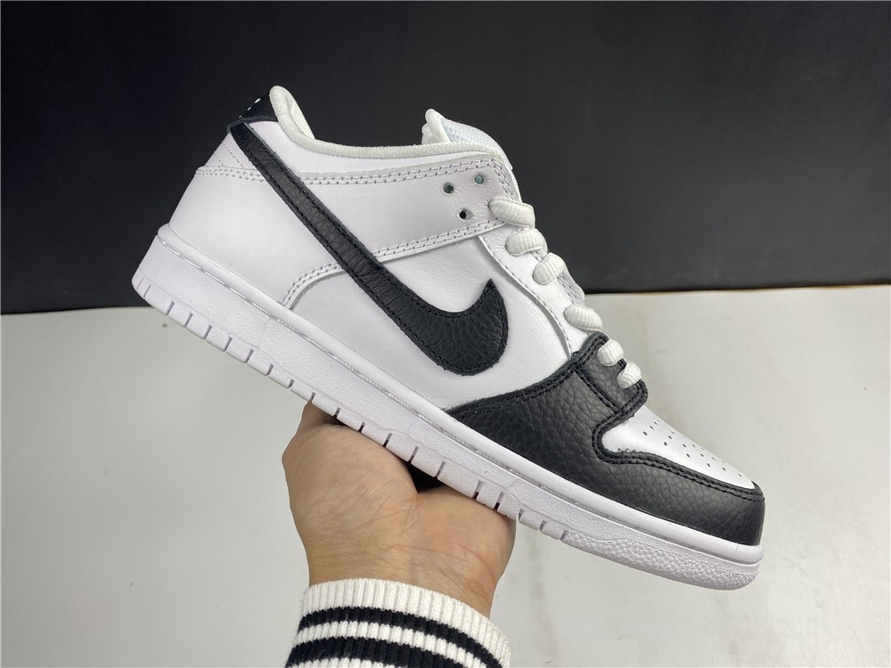 Nike Dunk SB Low “Yin Yang” 313170-023