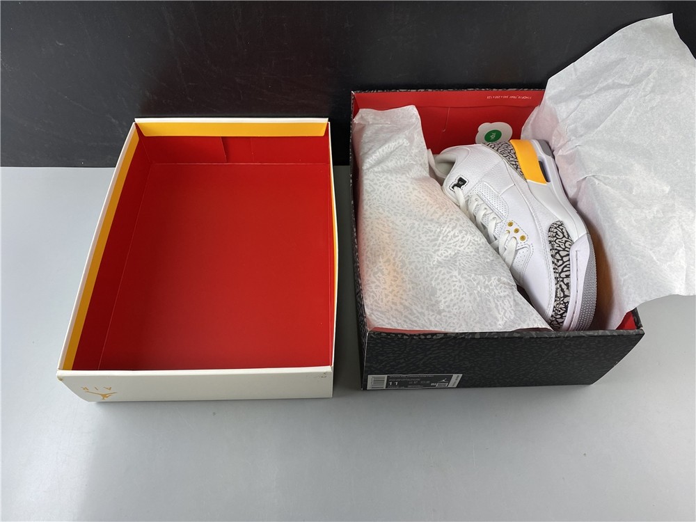 Air Jordan 3 WMNS “Laser Orange” CK9246-108