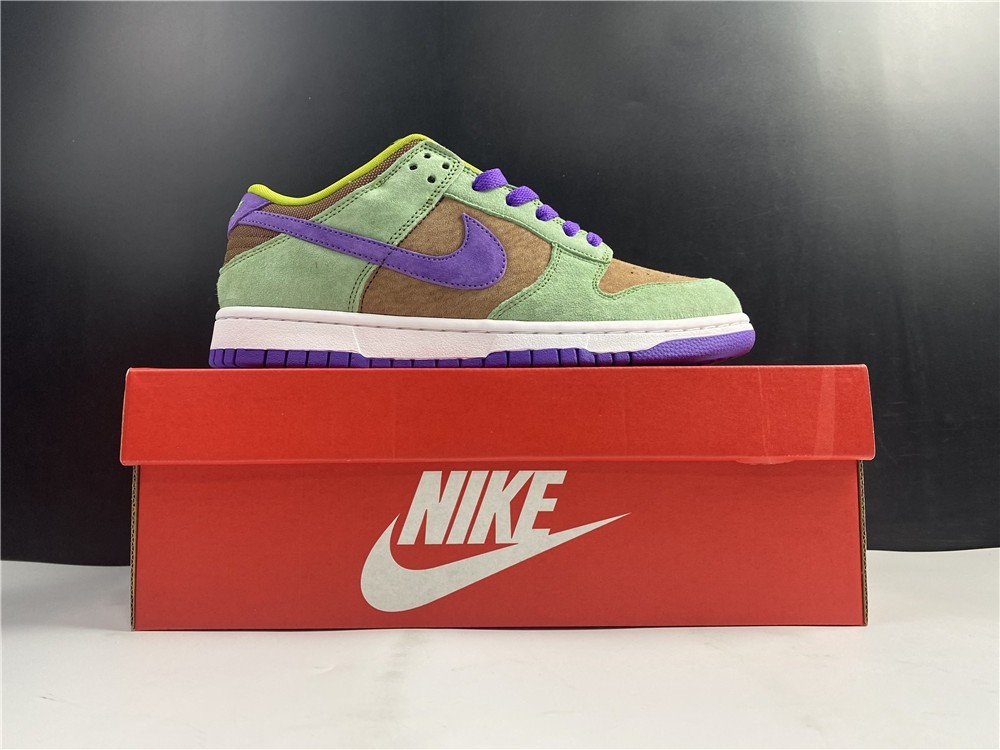 Nike SB Dunk Low SP “Veneer” DA1469-200