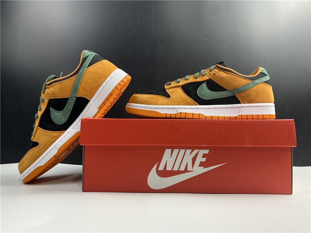 Nike Dunk Low SP “Ceramic” DA1469-001