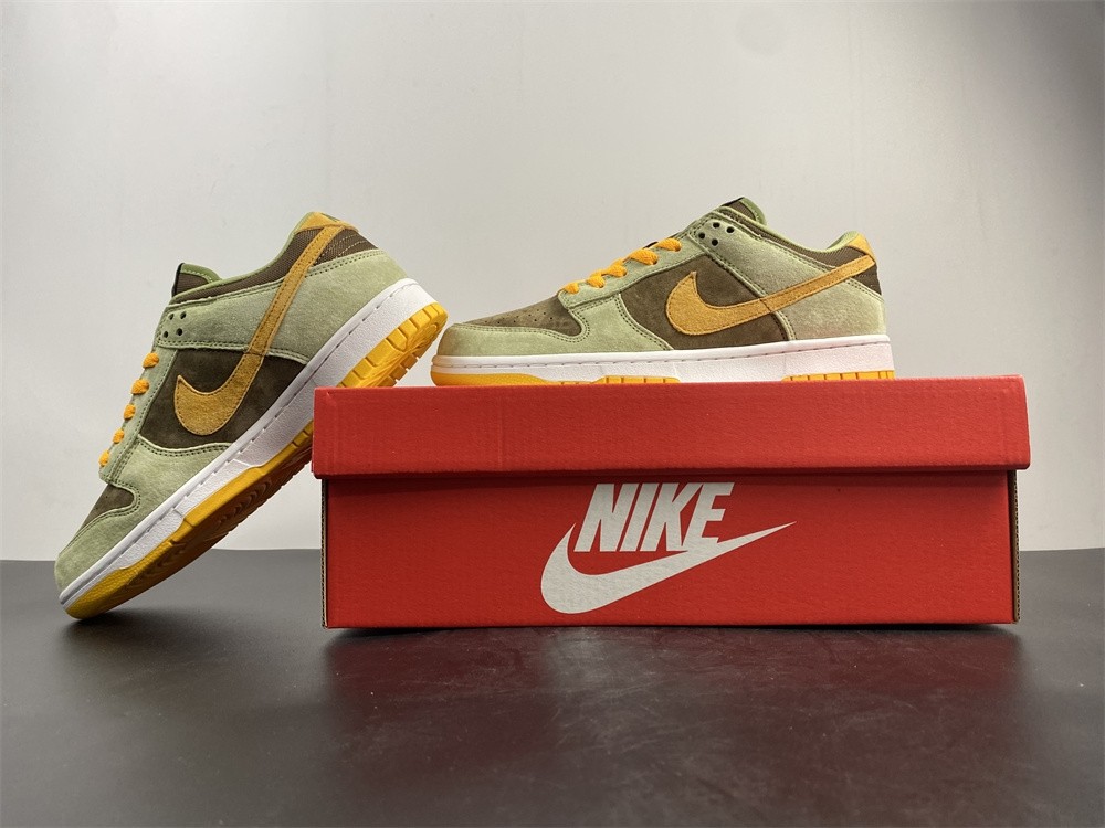 Dunk Low "Dusty Olive" DH5360-300