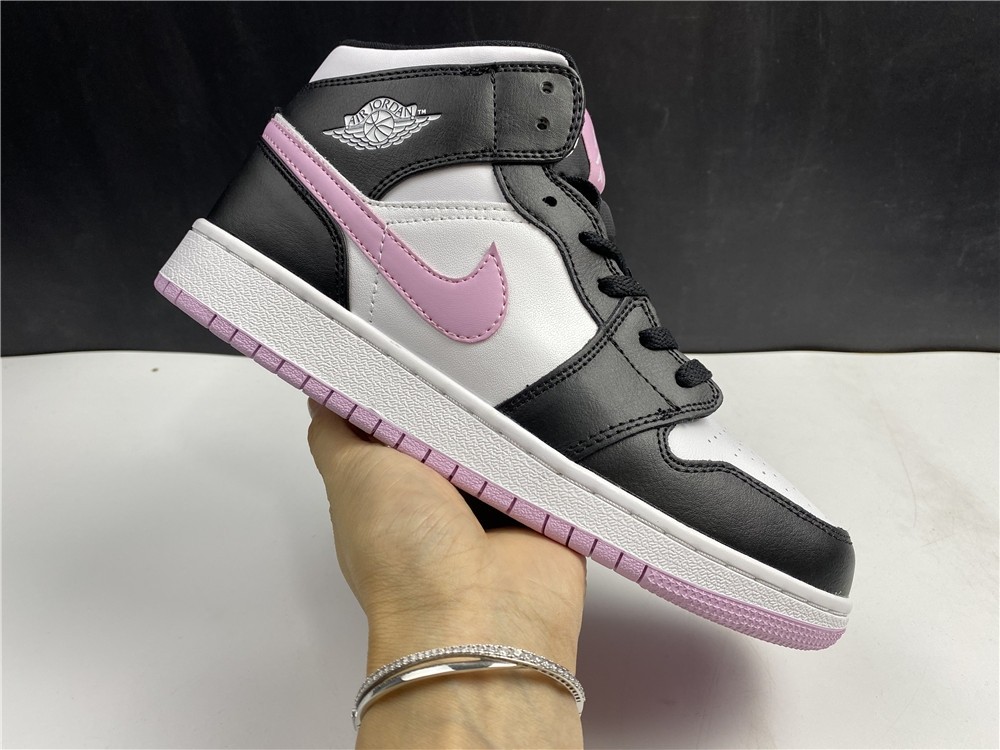 Air Jordan 1 MID 555112-103