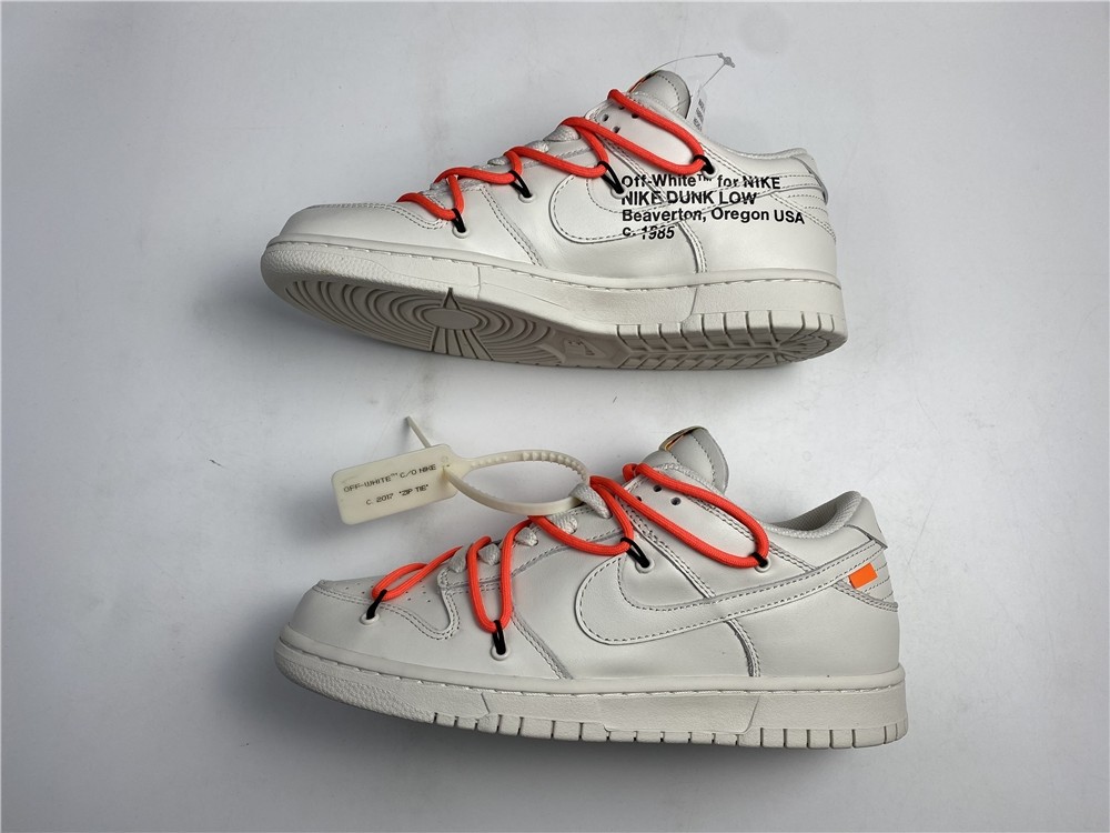 Off-White x Nike Dunk Low CT0856-900