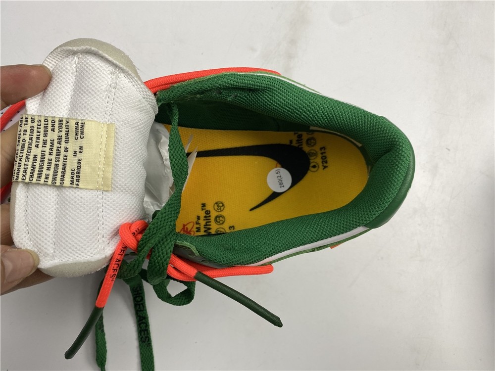 OFF-WHITE x Nike Dunk Low  green white CT0856-700