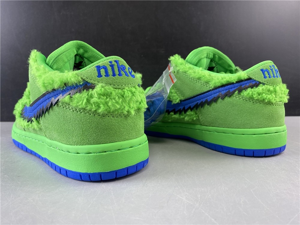 Dead x Nike SB Dunk Low“ Yellow Bear” CJ5378-300