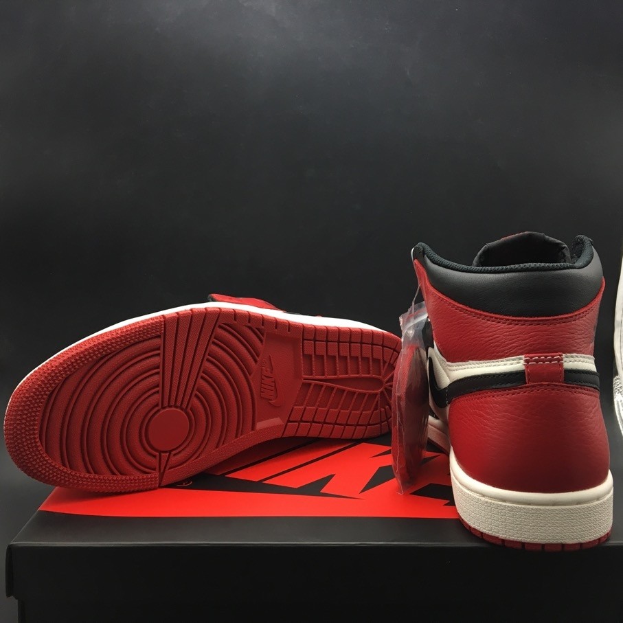 Air Jordan 1 Retro High OG Bred Toe 555088-610