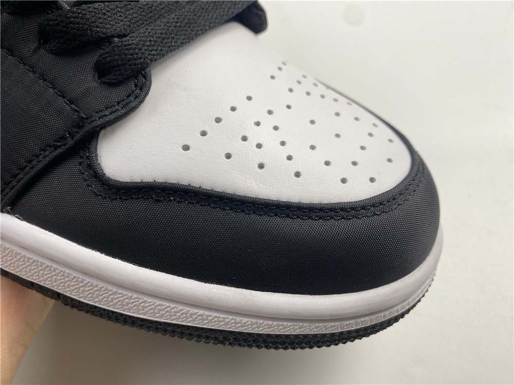 Air Jordan 1 Mid 852542-100
