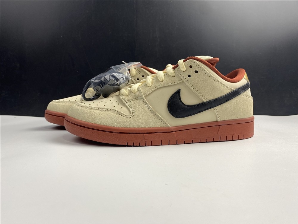 Nike SB Dunk Low  BQ6817-100